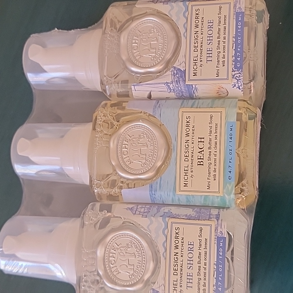 BUNDLE/2-BATH ITEMS/SHEA BUTTER SOAP/LIQUID HAND SOAP/MICHEL DESIGN WORKS - Picture 6 of 12